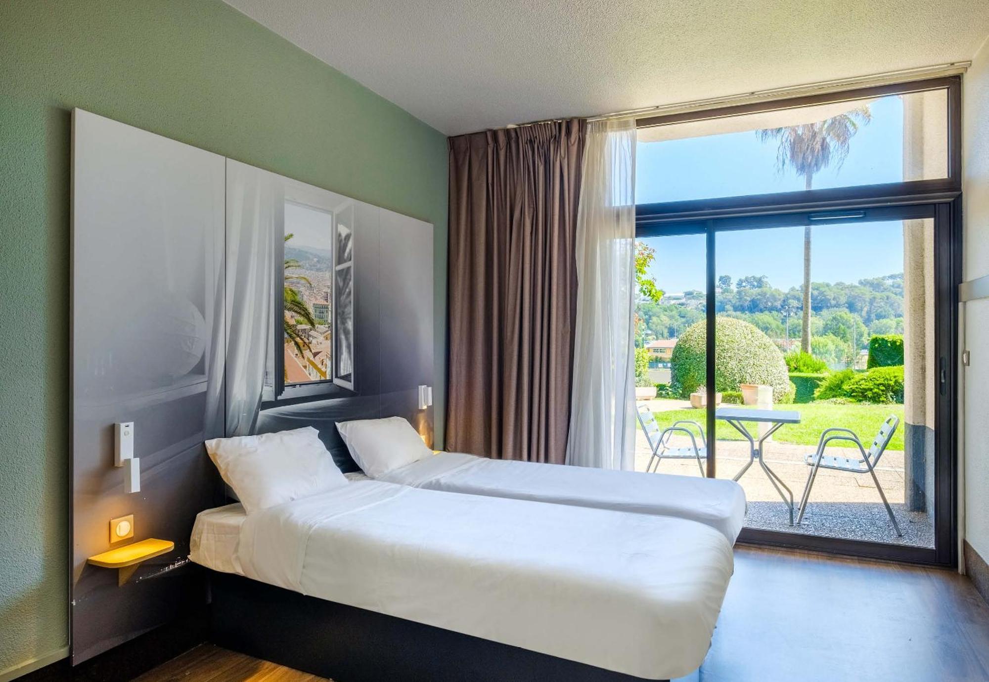 B&B Hotel Villeneuve Loubet Village エクステリア 写真