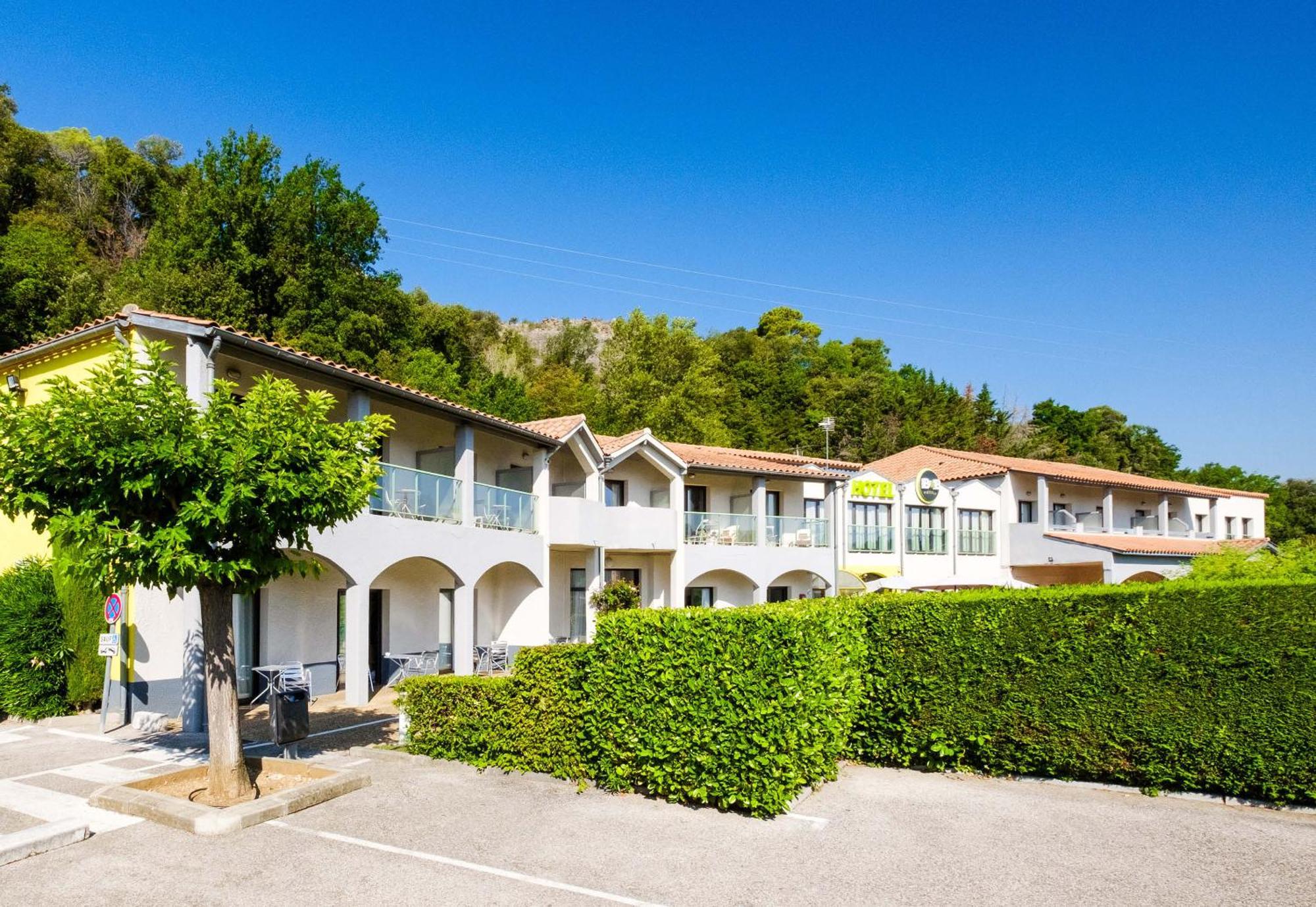 B&B Hotel Villeneuve Loubet Village エクステリア 写真