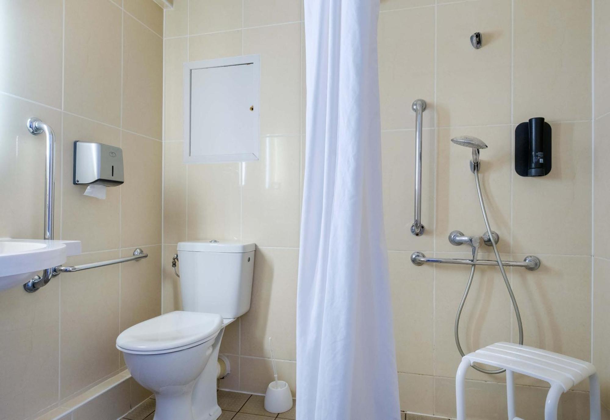 B&B Hotel Villeneuve Loubet Village エクステリア 写真
