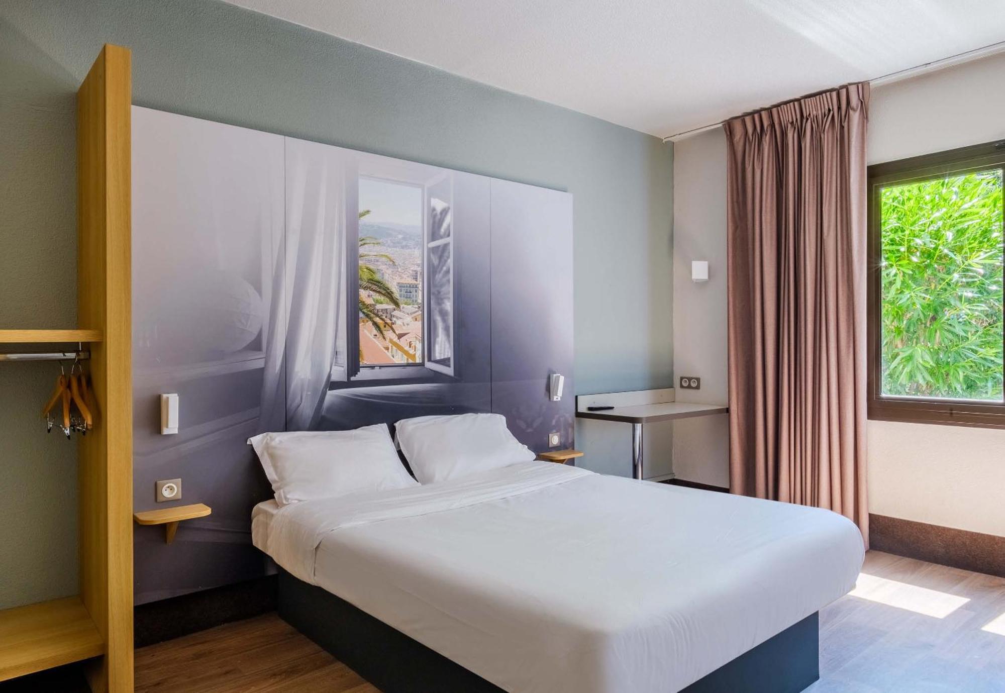 B&B Hotel Villeneuve Loubet Village エクステリア 写真