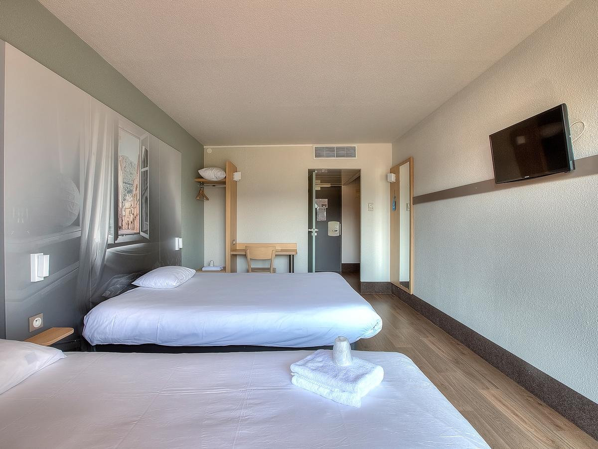 B&B Hotel Villeneuve Loubet Village エクステリア 写真