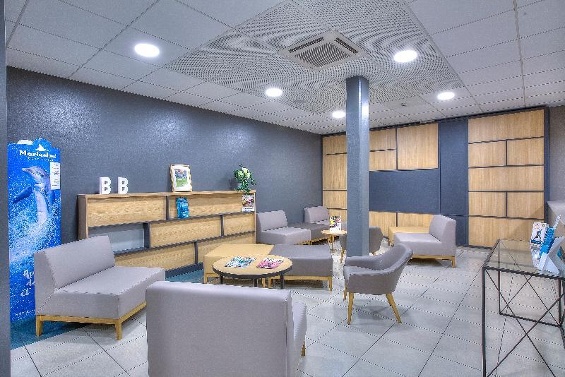 B&B Hotel Villeneuve Loubet Village エクステリア 写真